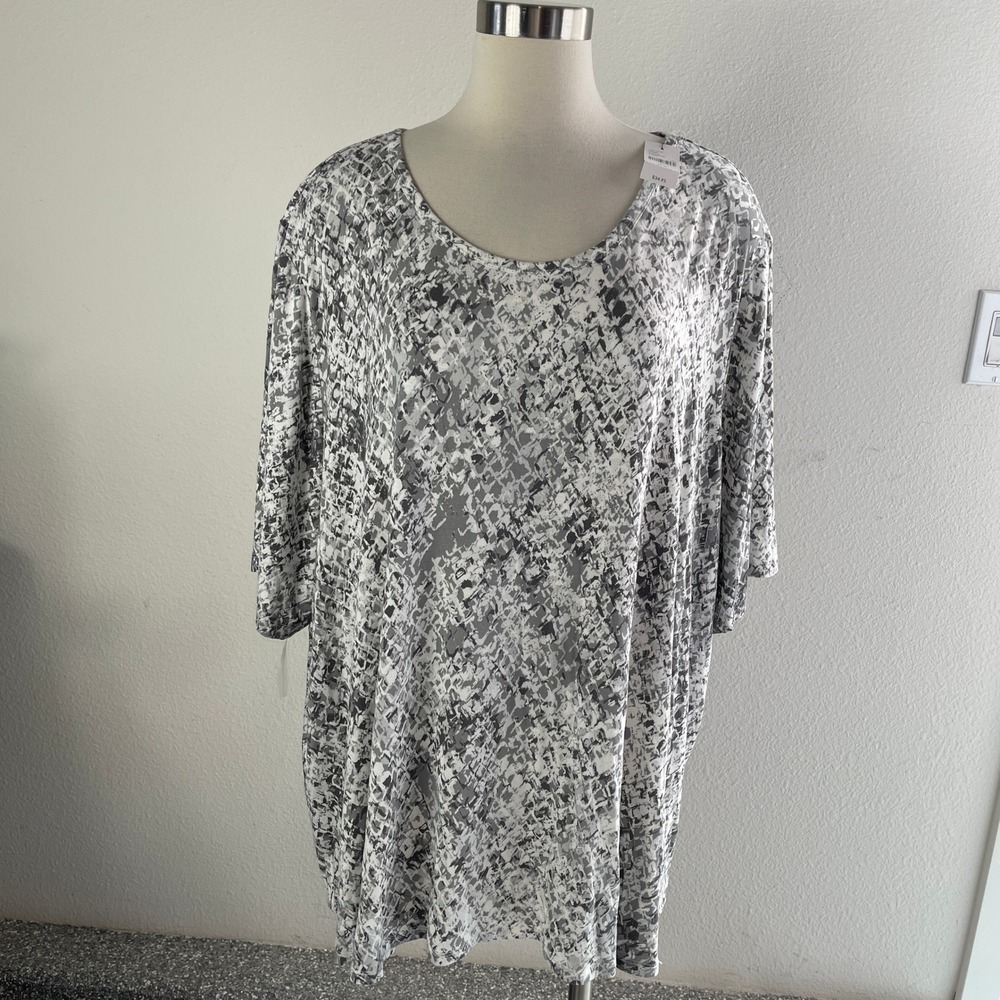 NEW Lane Bryant Womens Plus 34/36 Grey White Abstract Animal Print Tunic Top